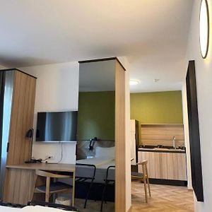 Camera comfort con letto queen size